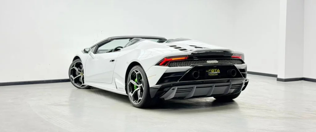 2020-lamborghini-huracan-07