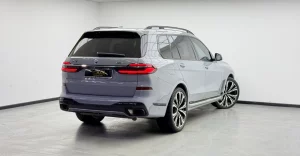 2023-bmw-x7-07 thumbnail