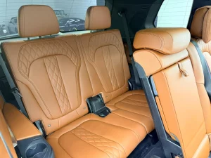2023-bmw-x7-18 thumbnail