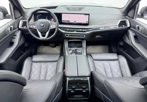 2024-bmw-x5-14 thumbnail