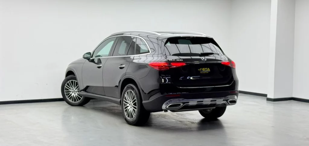 2025-mercedes-benz-glc-07