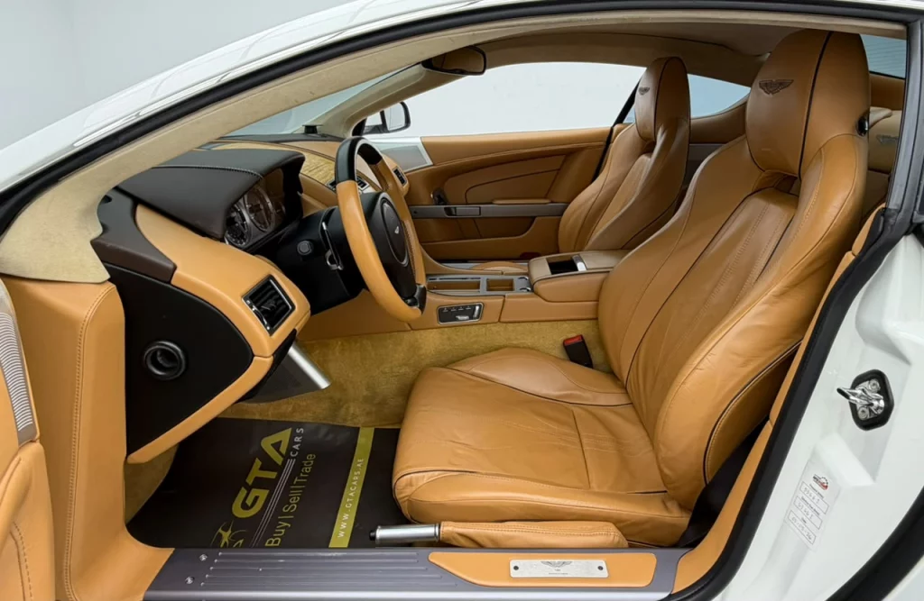 2013-aston-martin-db9-13
