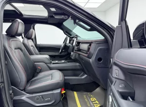 2022-ford-expedition-10 thumbnail