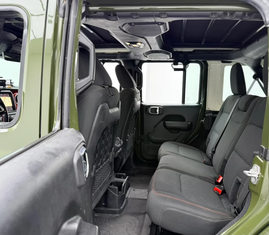 2021-jeep-wrangler-17
