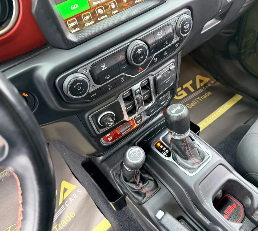 2021-jeep-wrangler-18